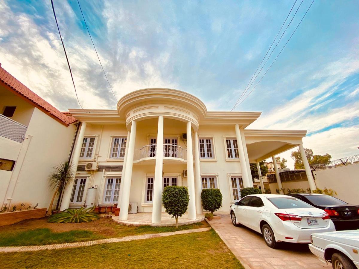 Shelton's Rezidor House Hotel Peshawar Exterior foto
